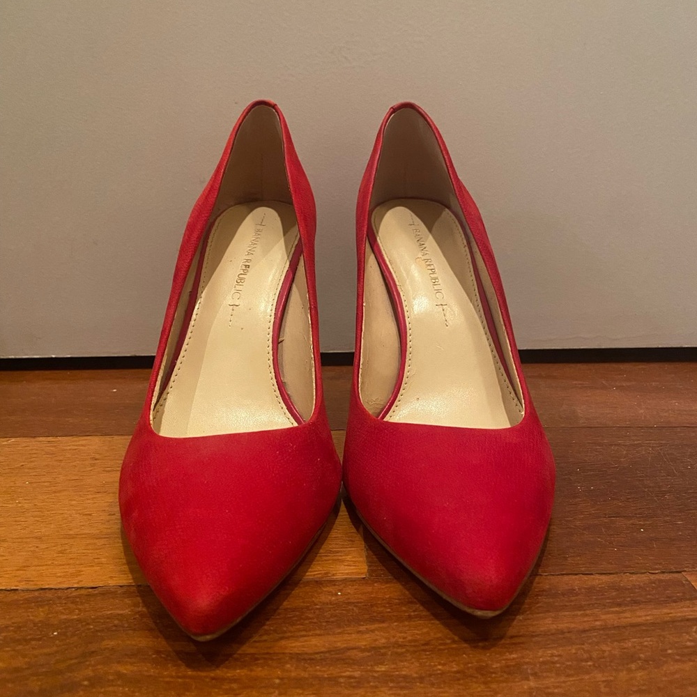 Banana Republic Red Suede Stiletto Pumps, Size 8 - Picture 2 of 8